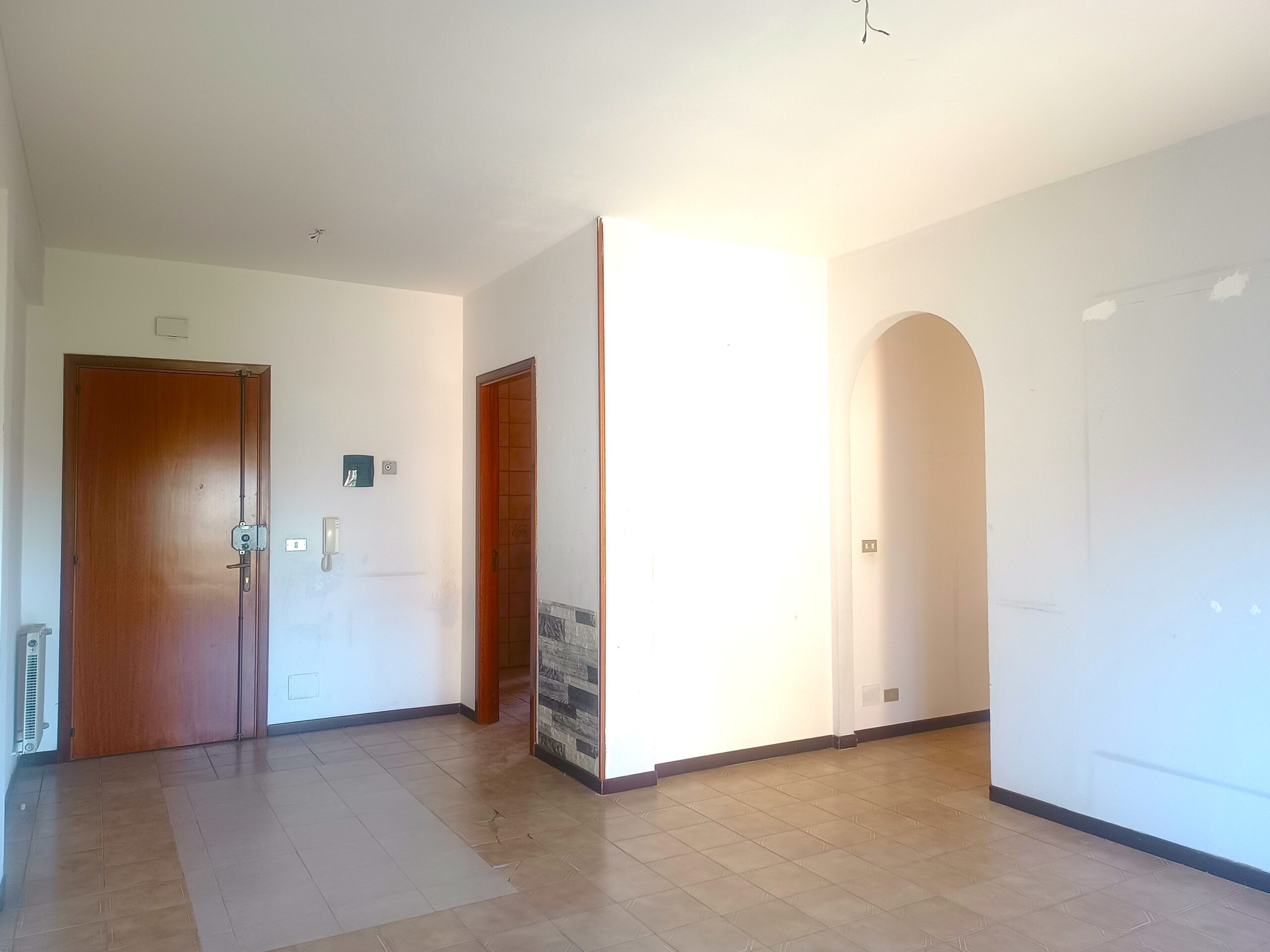 APPARTAMENTO CON 3 CAMERE E GARAGE - Rif. 392